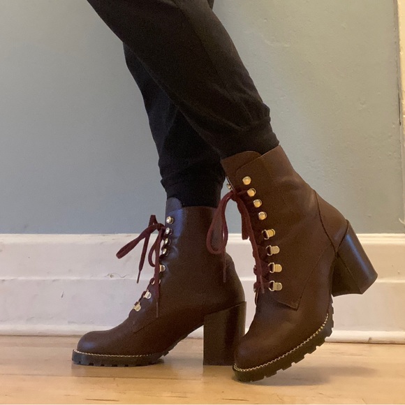 Worn once! Stuart Weitzman Kolbie Chain Block Bootie - size 7 - Picture 5 of 5